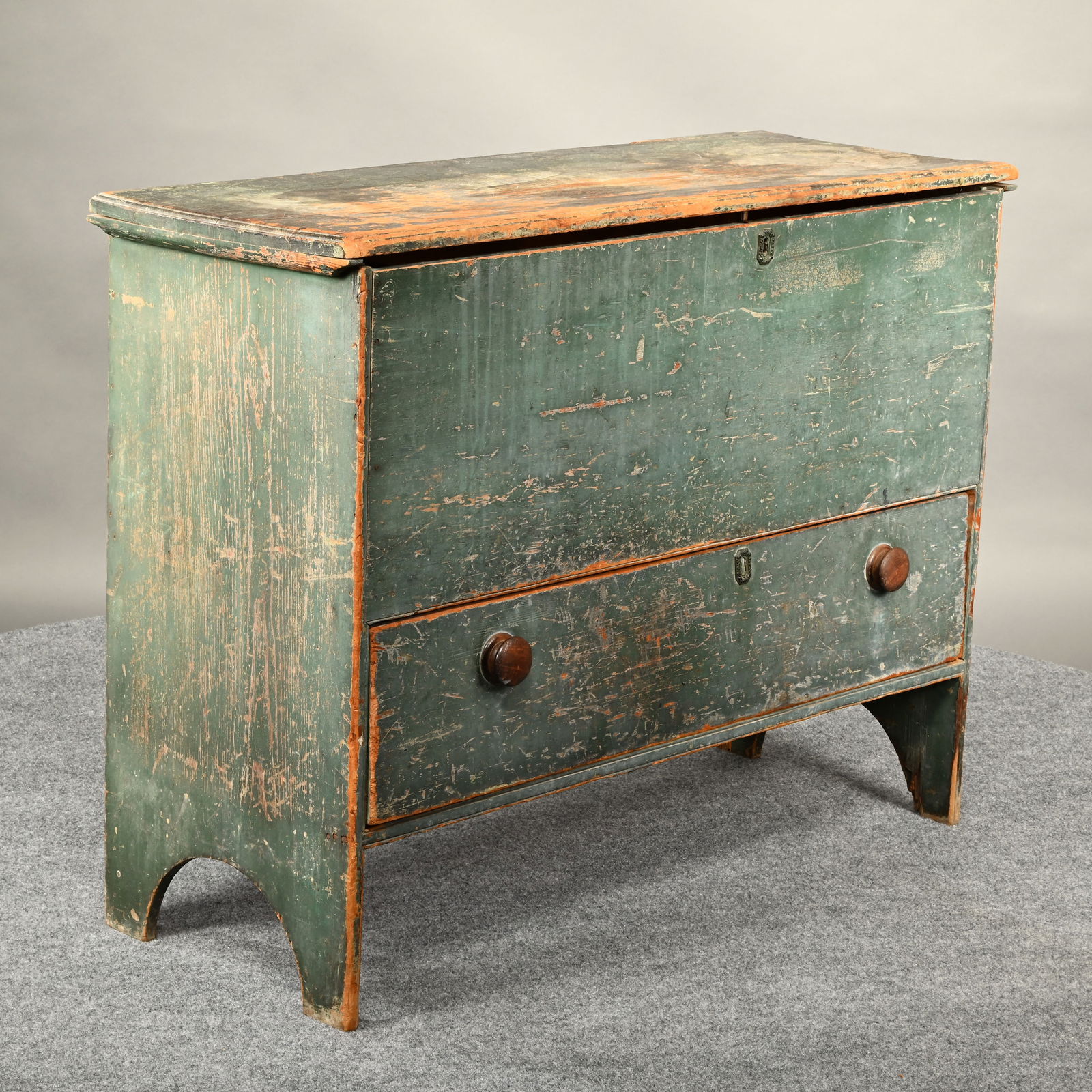 Early American Pine Blanket Chest in Blue Paint (1 of 11)