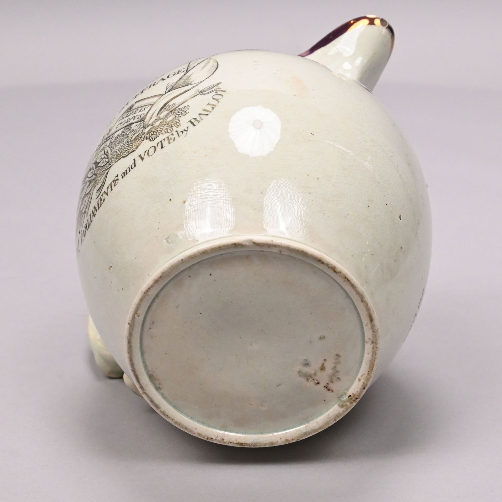 Three English Pearlware Pratt Ware Jugs - 9