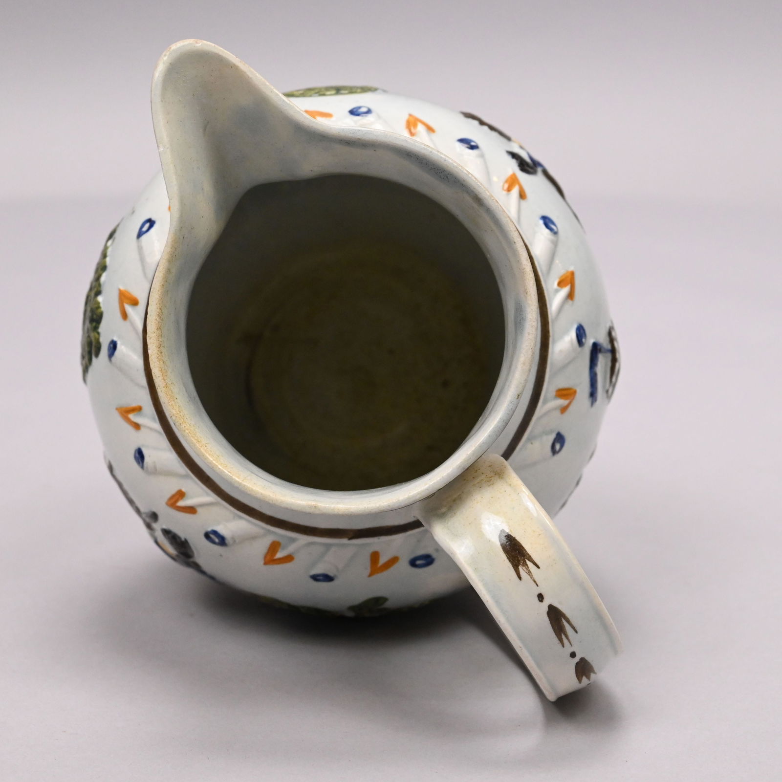 Two English Pearlware Pratt Ware Jugs - 13