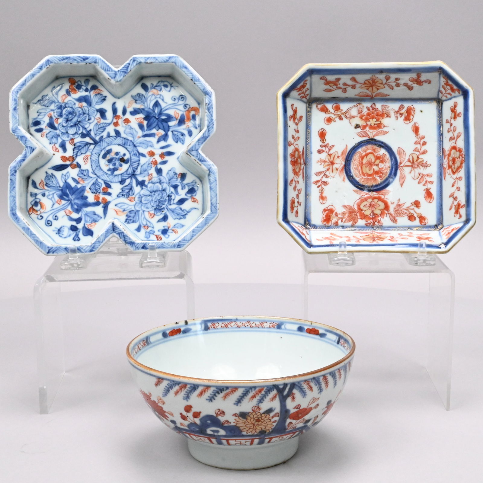 Chinese Export Imari Bowl & Two Teapot Stands (1 of 11)