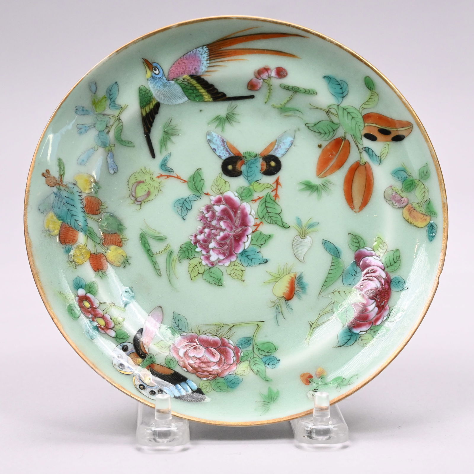 Three Chinese Export Porcelain Serving Wares - 11