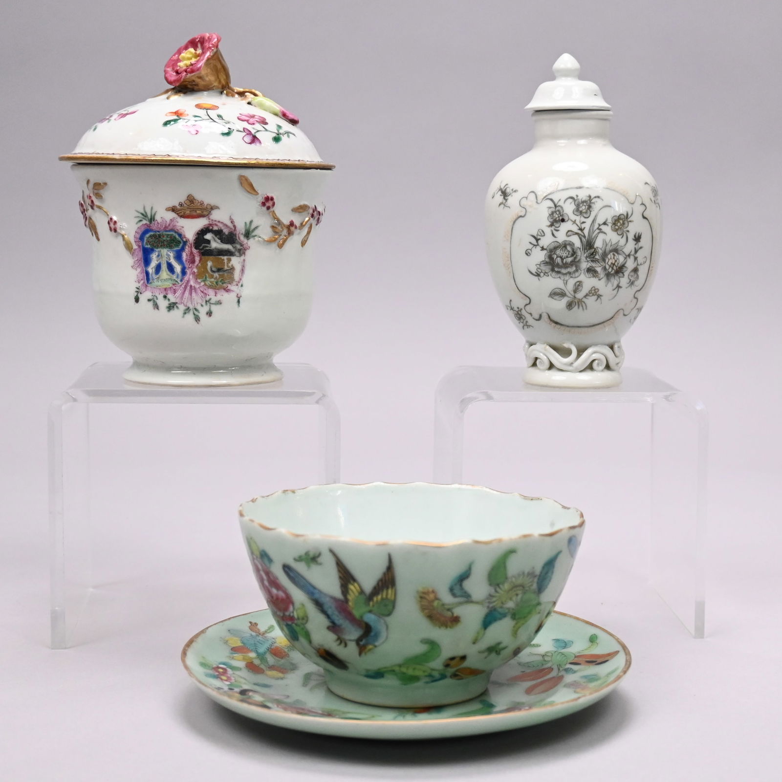 Three Chinese Export Porcelain Serving Wares (1 of 12)