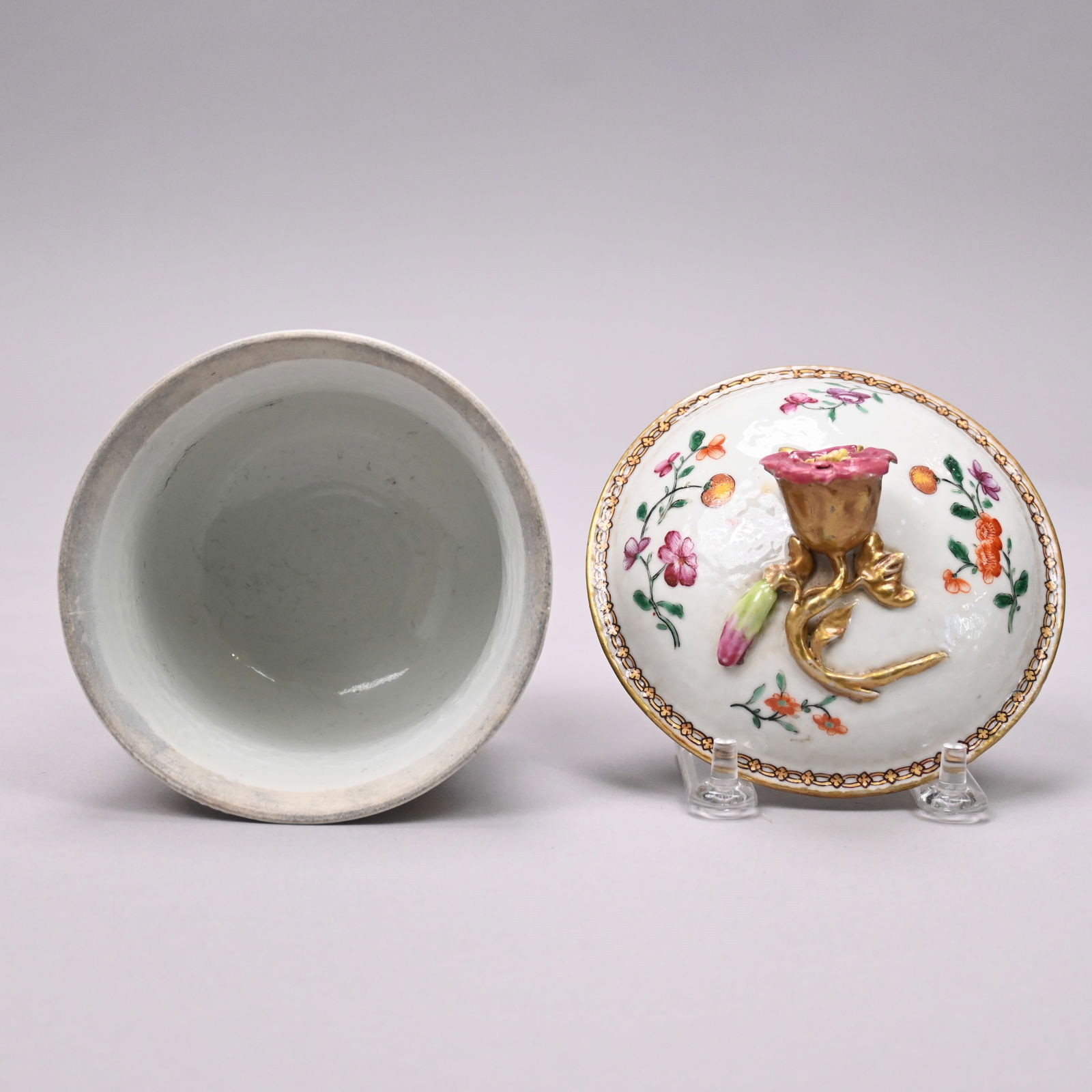 Three Chinese Export Porcelain Serving Wares - 3