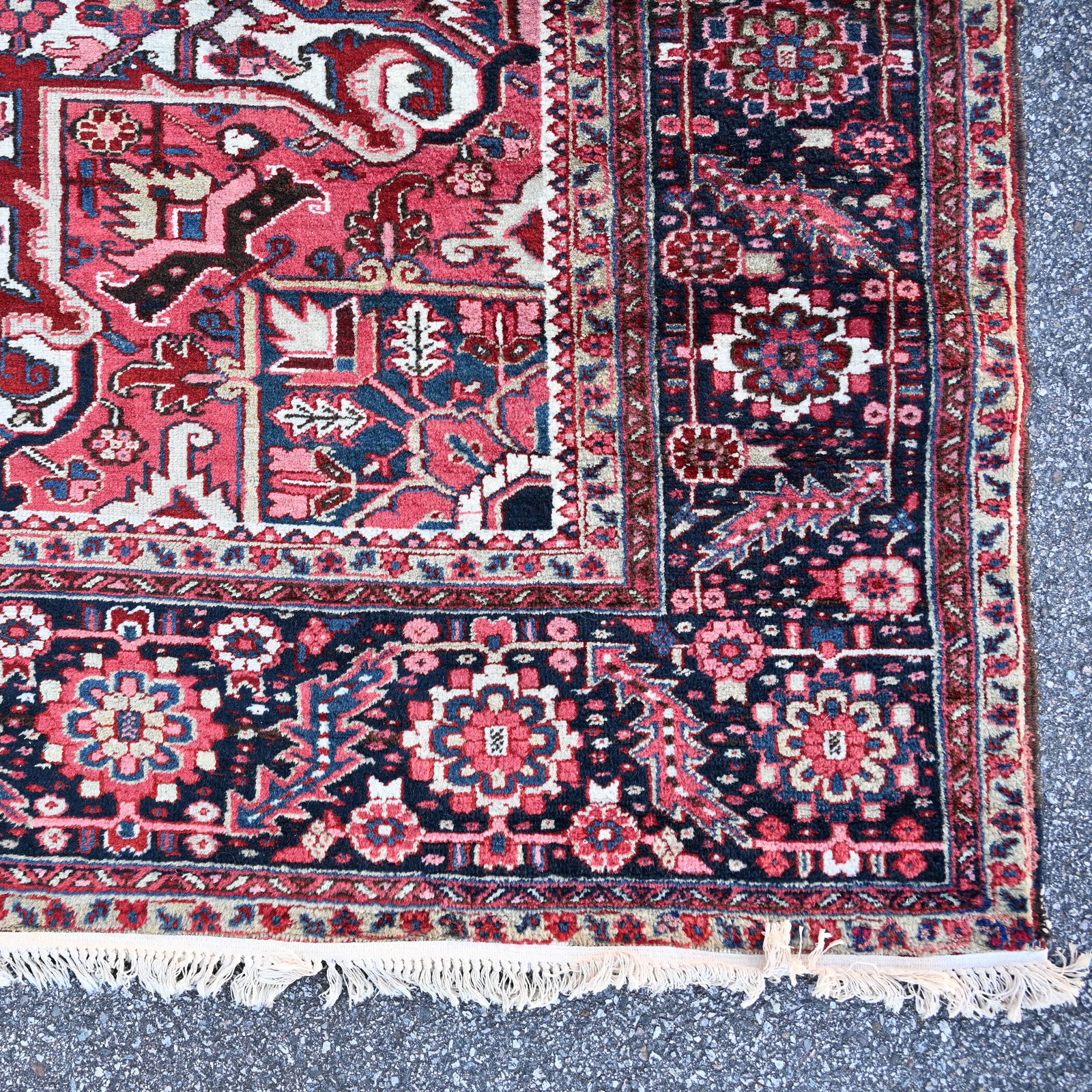 Palatial Heriz Carpet, Persia - 16