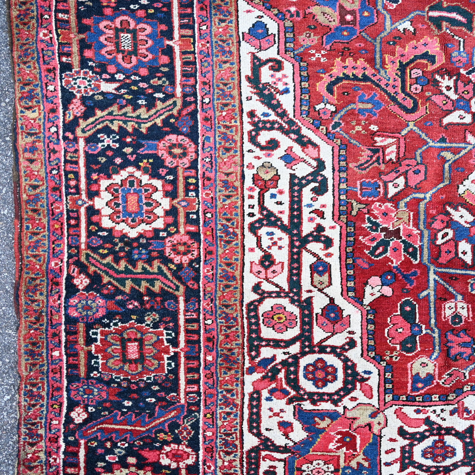 Heriz Rug, Persia - 8