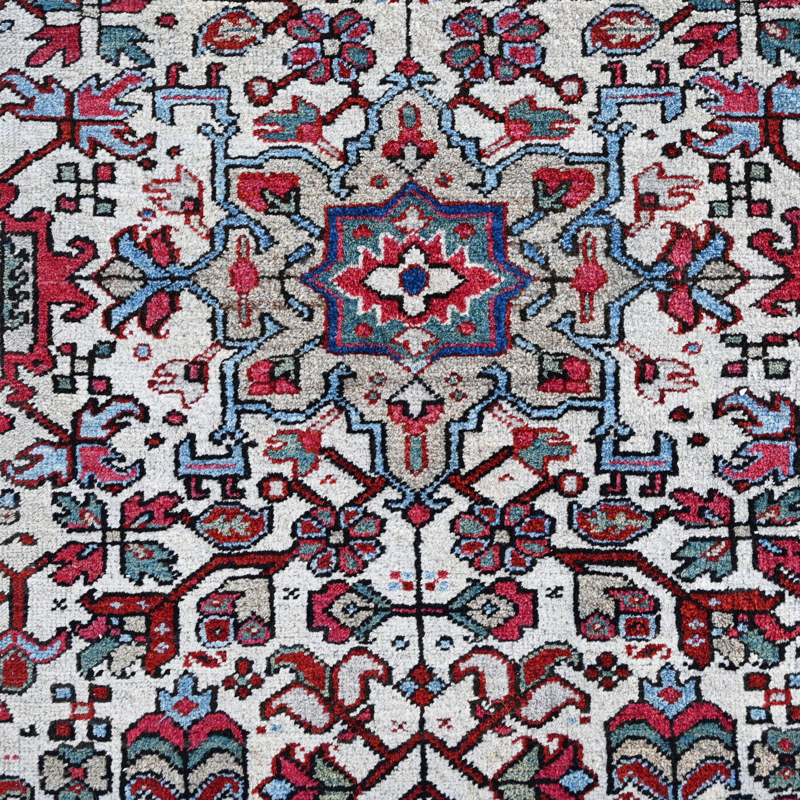 Heriz Rug, Northwest Persia - 6