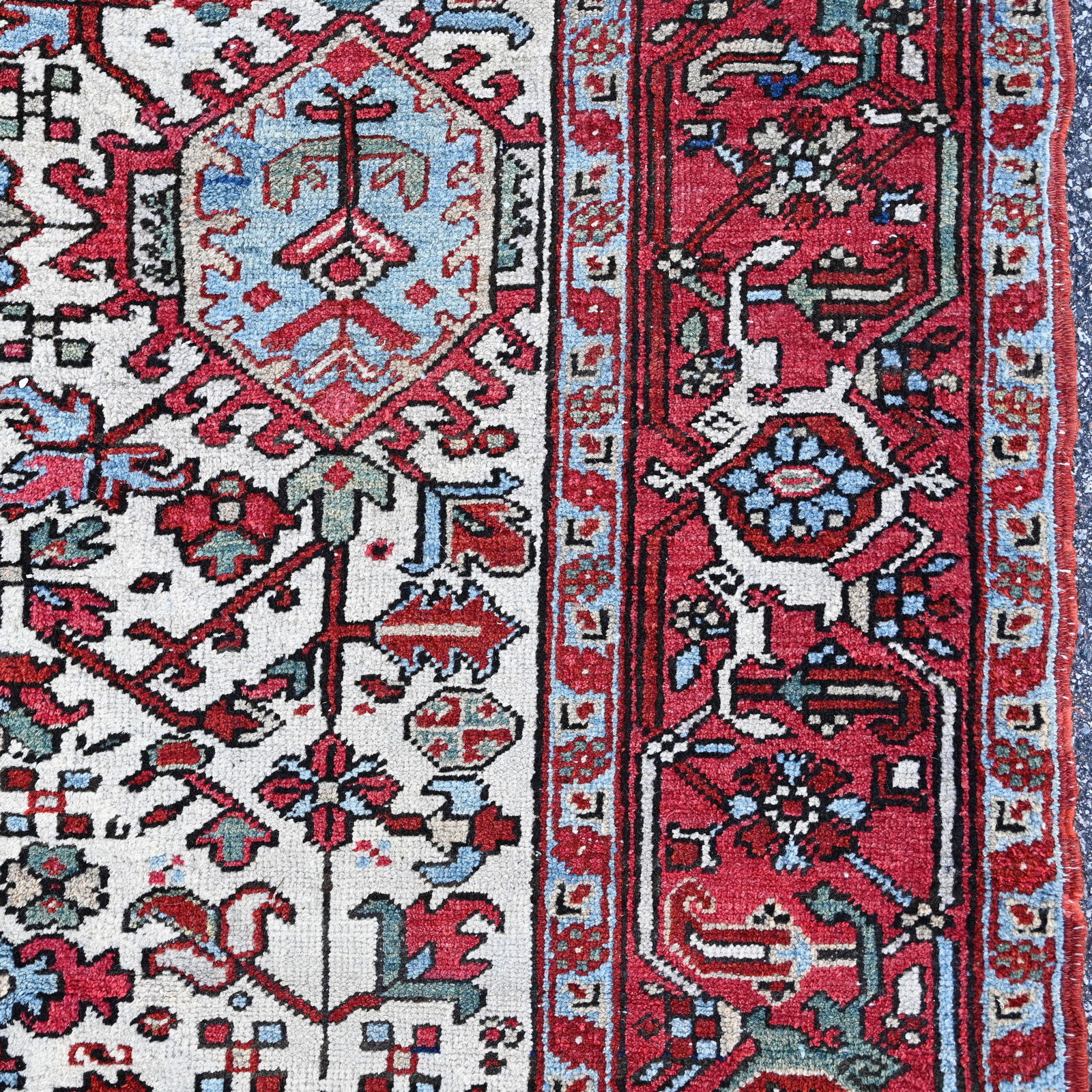 Heriz Rug, Northwest Persia - 7