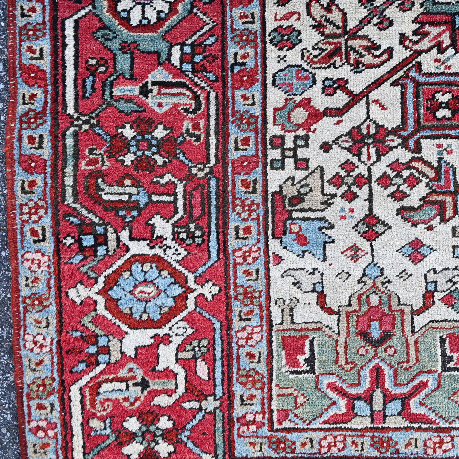 Heriz Rug, Northwest Persia - 8