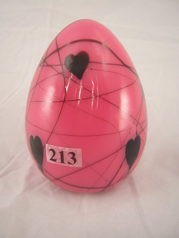 Robert Barber Egg: This 4.5" tall Barber egg is Ro: Robert Barber Egg: This 4.5" tall Barber egg is Rosalene with black Hanging Hearts and random threading.