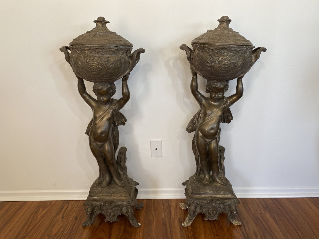 Pair of Bronze cherubs planter (1 of 7)