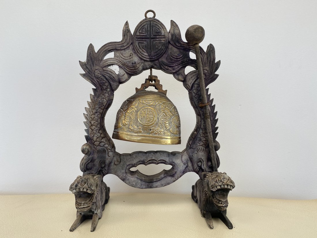 Dragon bell (1 of 4)