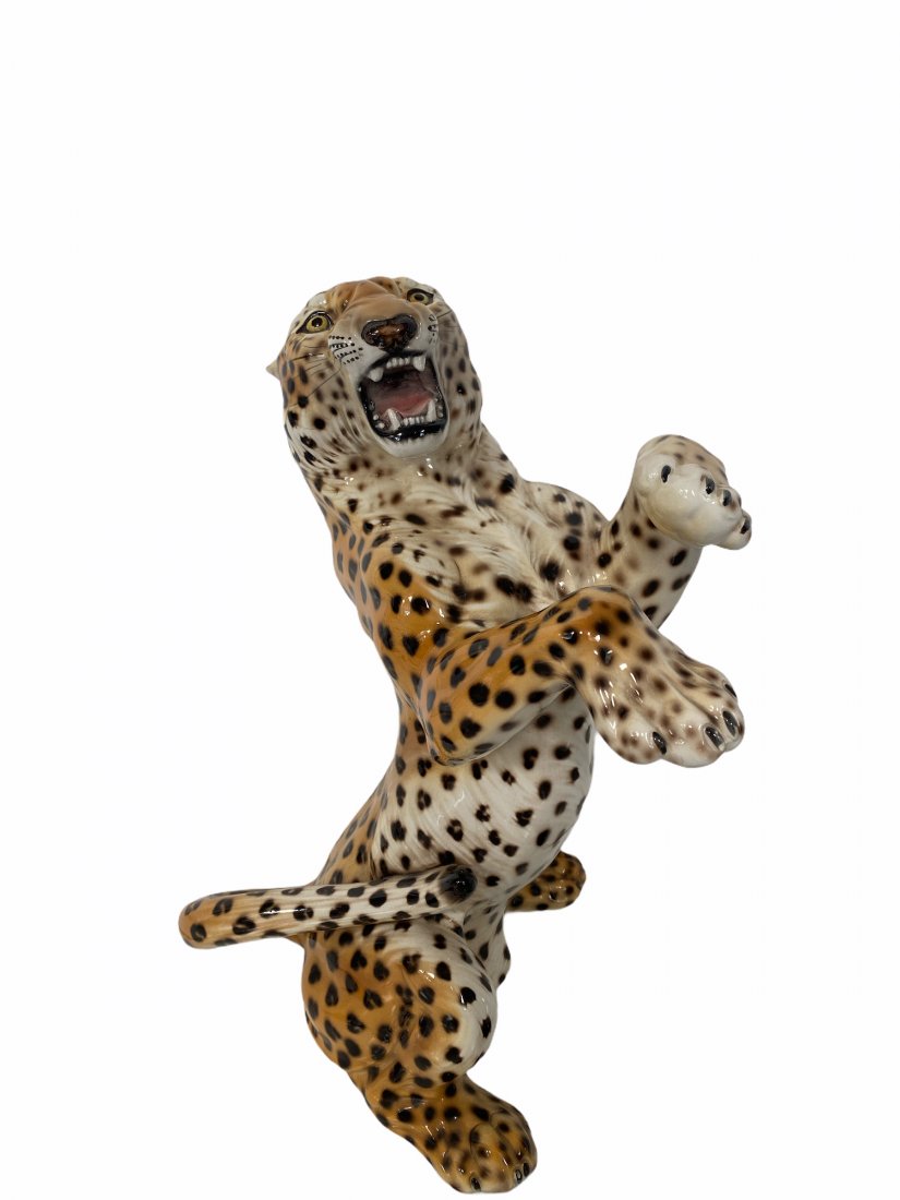 Italian Porcelain Jaguar: Collectible Capodimonte Italian porcelain jaguar. Rare to find. Measurements:17in Hx 10in x 10”*** *We offer Packaging, Handling and Shipping In House or You Are Welcome To Pick Up In Person Or Make