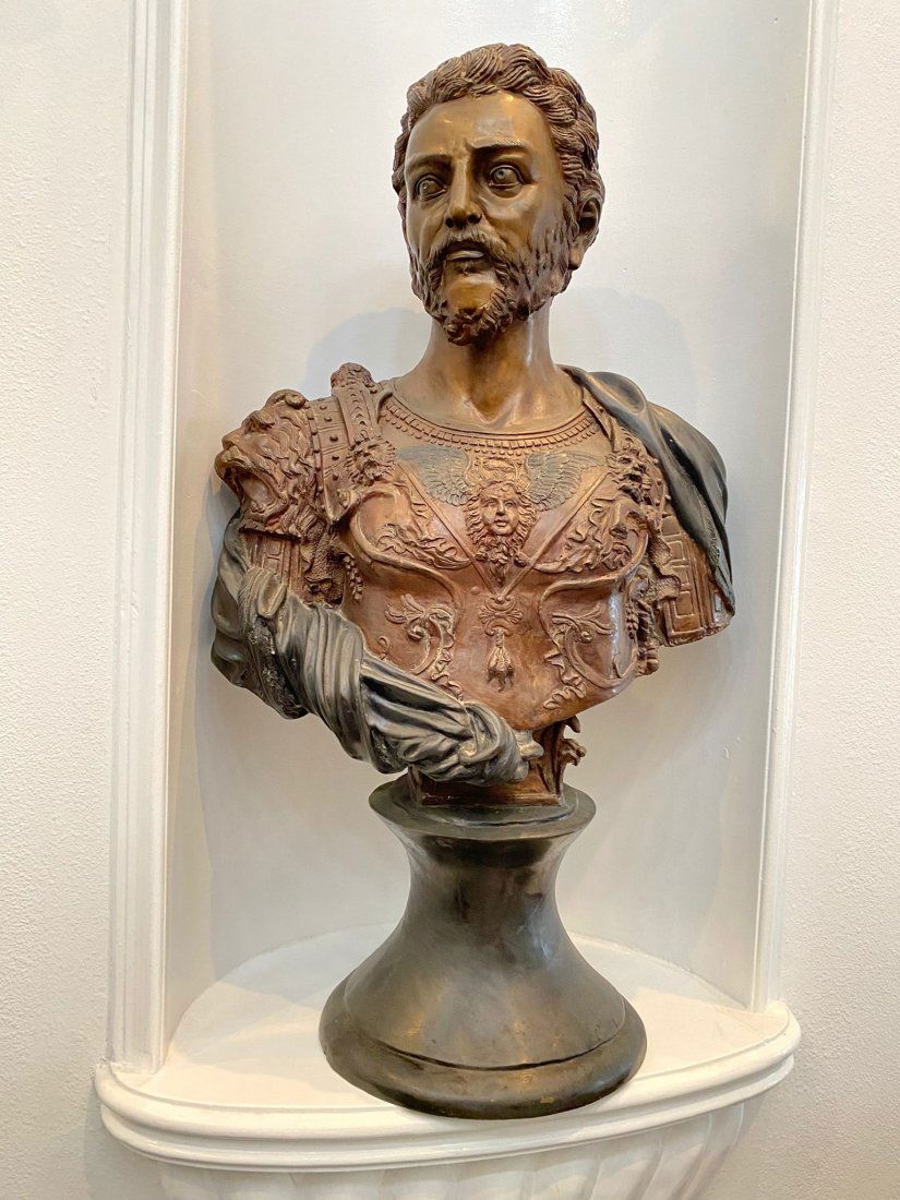 BRONZE BUST OF COSIMO DE' MEDICI: Bronze BUST OF COSIMO DE' MEDICI after the model by Benvenuto Cellini; 41in H25in W **** -Craters & Freighters Los Angeles818-244-4099 La@cratersla.com-Box Brothers to Kristas@boxbros.com 818-224- 466