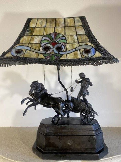 Roman Chariot Tiffany Style Bronze Lamp (1 of 9)