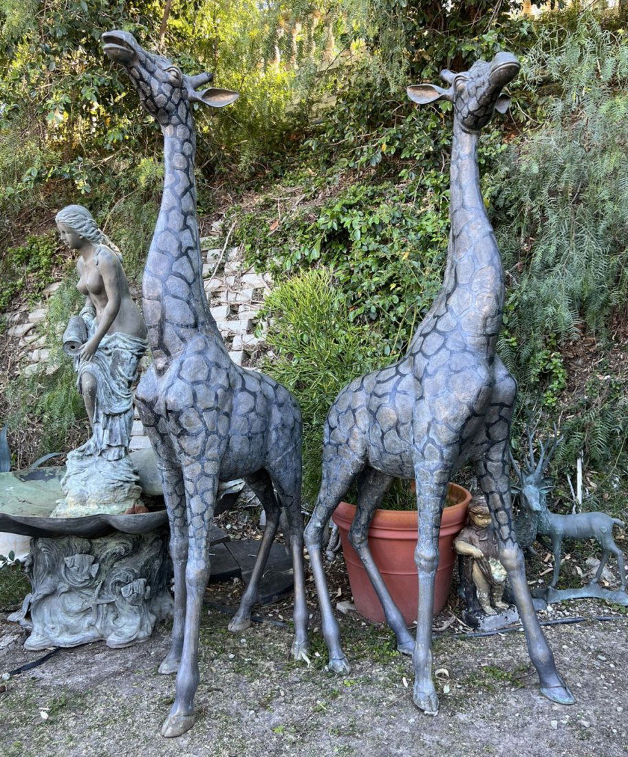 Life size Bronze Giraffes Sculptures (1 of 5)