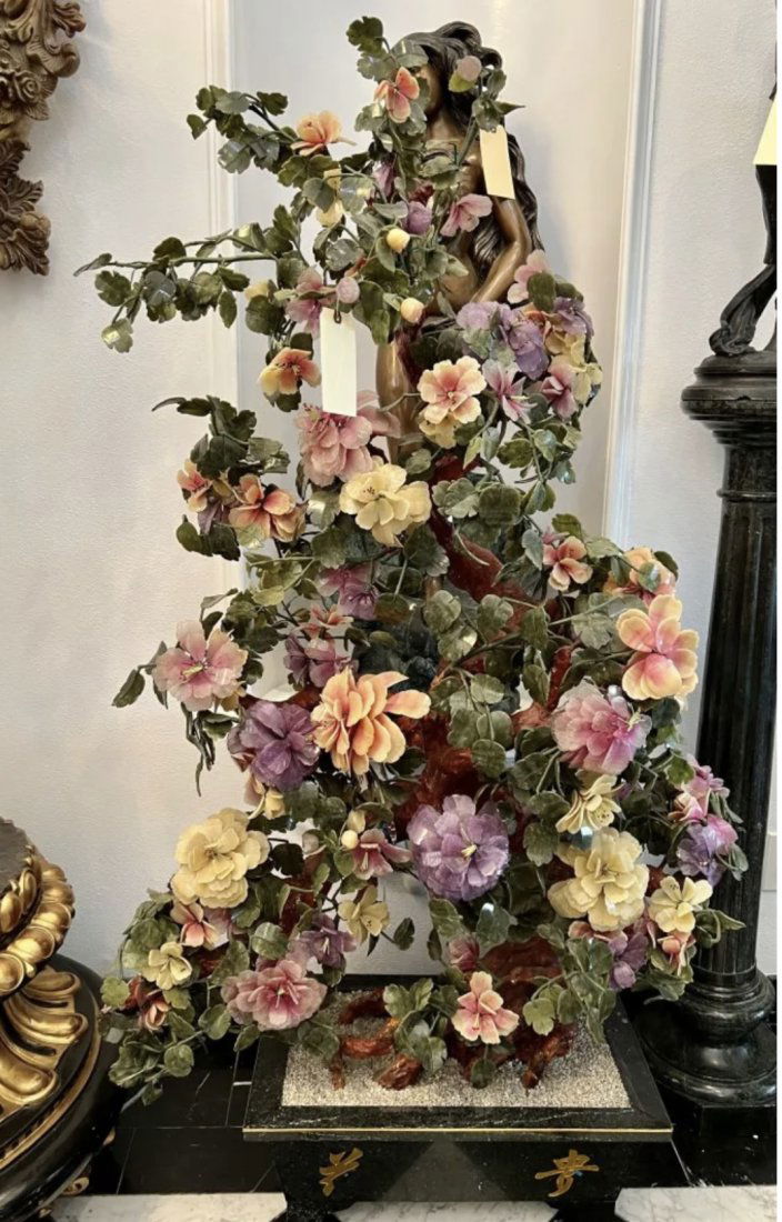 Massive Chinese Flowers Jade Tree (1 of 5)