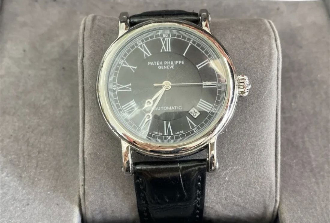 Patek Philippe Watch: Certification of authenticity not included. We canâ€™t garantee authenticity of this item. Final Sale