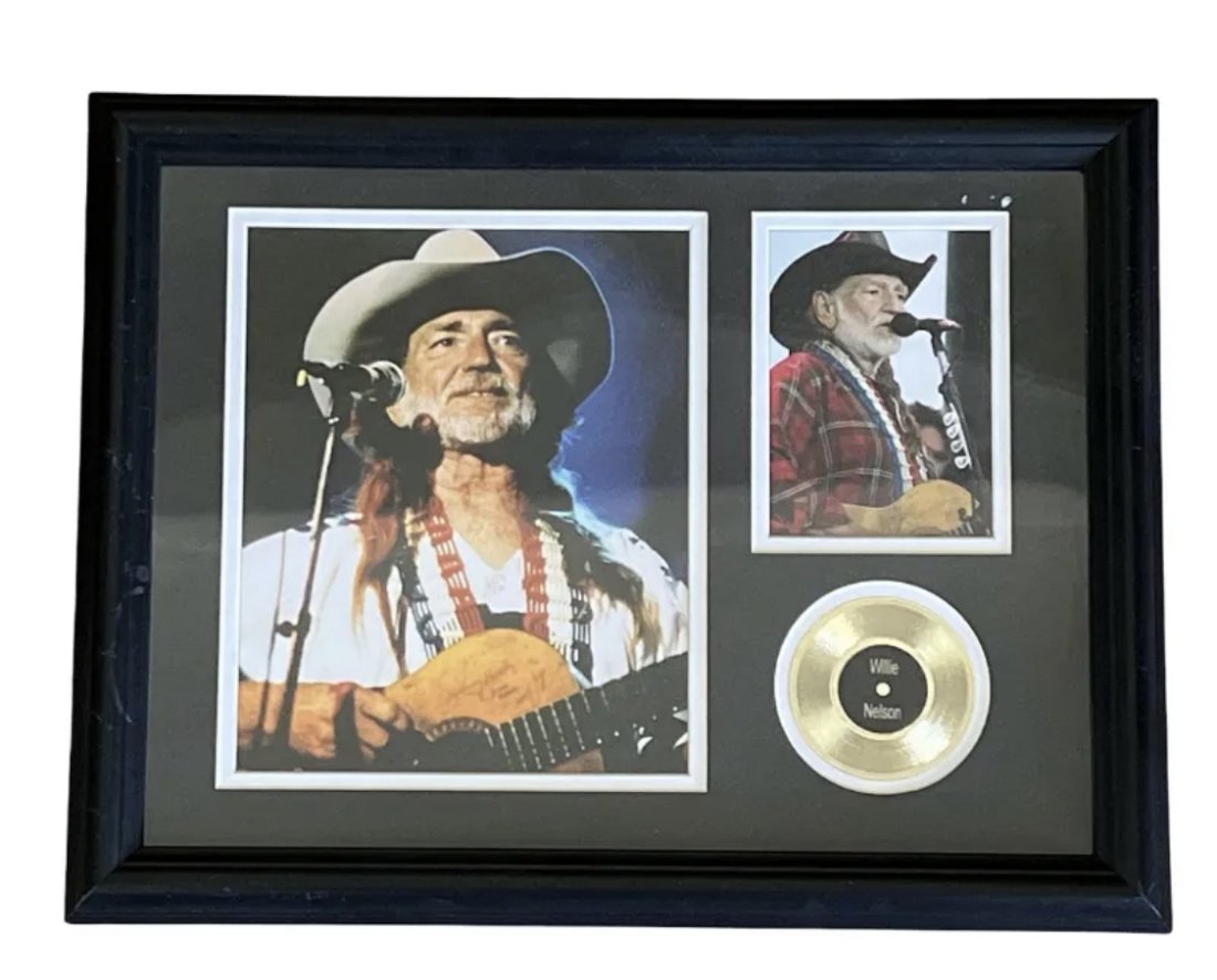 Willie Nelson Memorabilia: Measurements: 18 in x 14