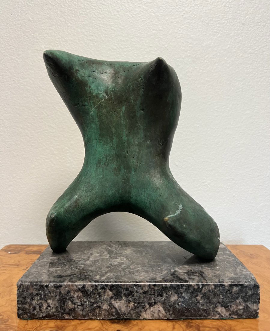 Large Modern  Sculpture - Henry Moore (1 of 4)