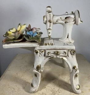 Italian Capodimonte Porcelain Sewing Machine: Measurements: 10 in H x 8 in L x 6 in W