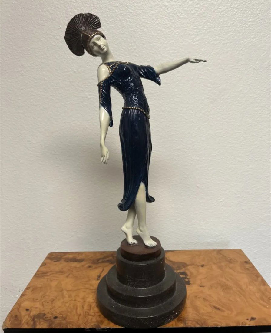 Art Deco Bronze Statue (1 of 2)