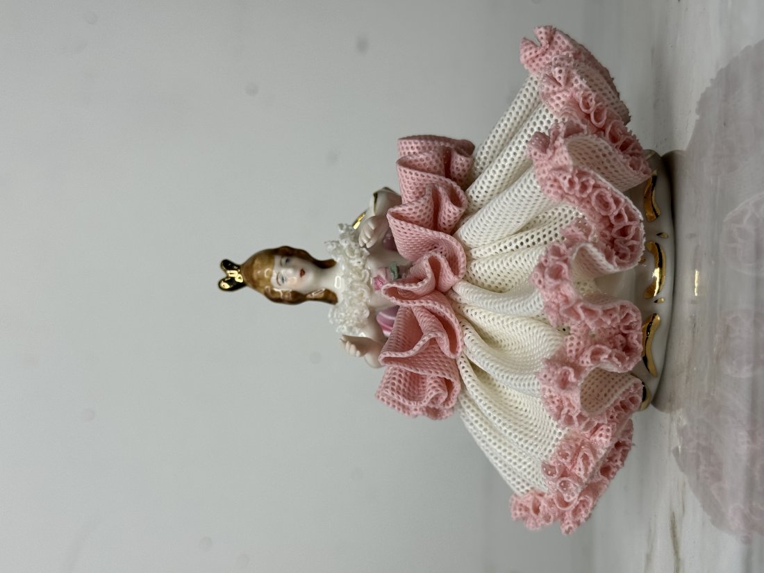Germany Dresden Porfelain Lace Woman: Measurements: 3.5 in x 3.5 in
