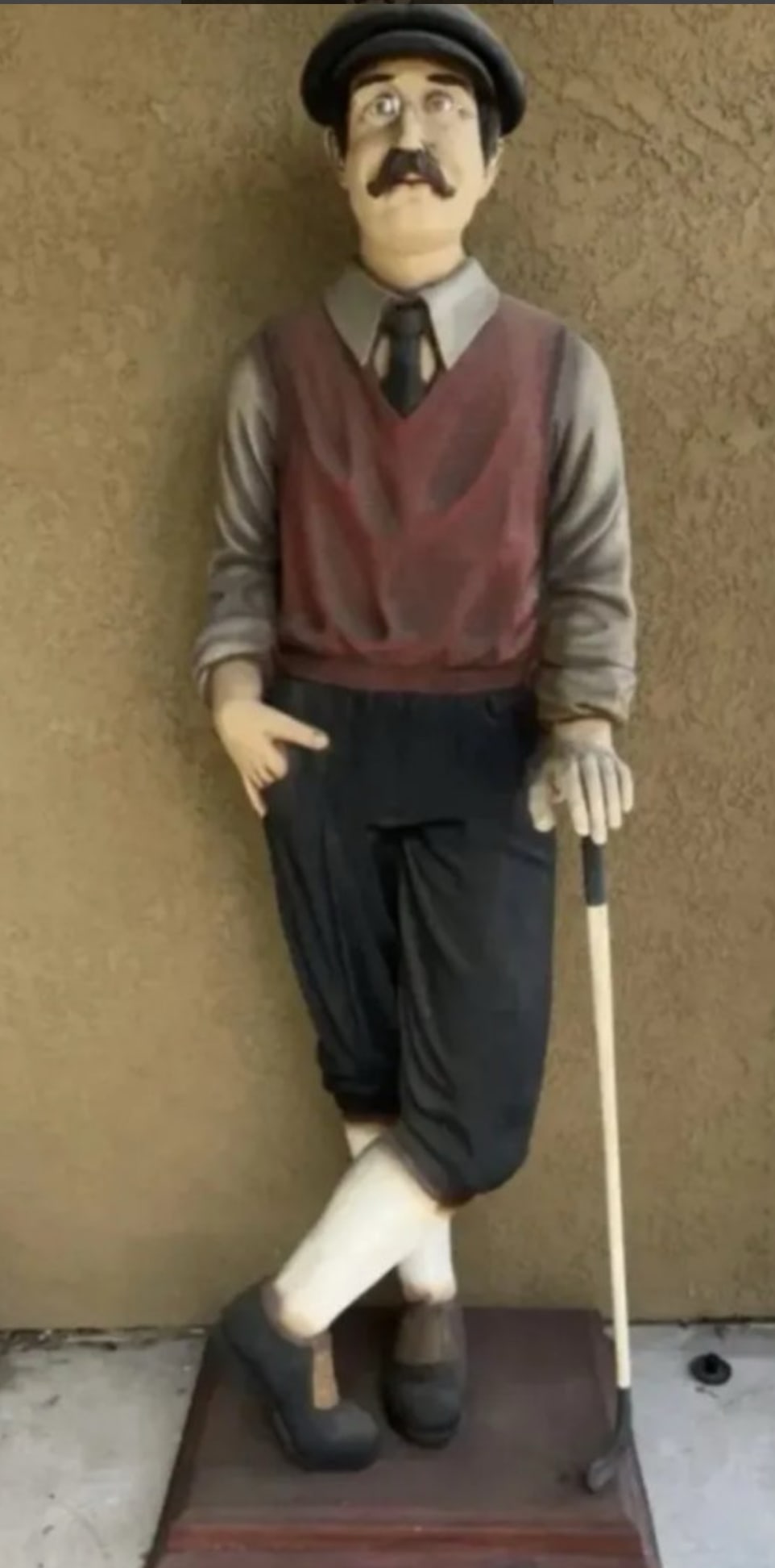 Life Size Vintage Golfer Statue: Measurements: 90 inches tall