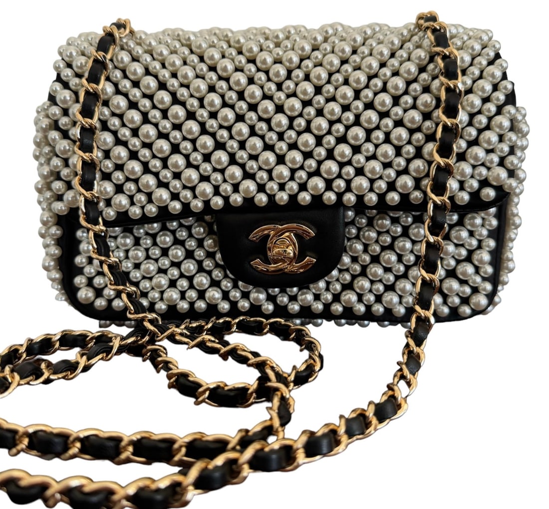 Chanel Pearl Mini rectangle Flap Bag (1 of 7)