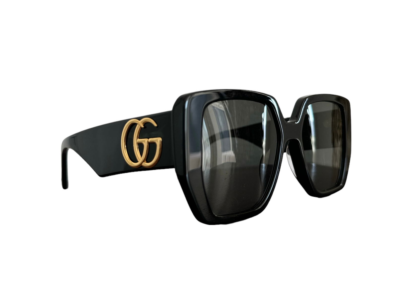 Gucci Sunglasses GG0956S (1 of 4)