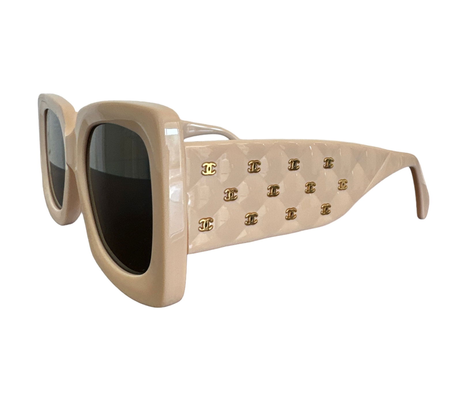 Chanel Sunglasses: Unused. Comes with box.