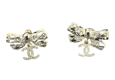 Chanel Pendant Earrings