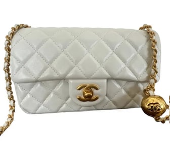 Chanel Crossbody Leather Handbag