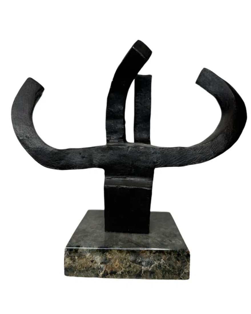 Eduardo Chillida Modern Bronze Sculpture: Size: 10.5 x 5 x 5 in