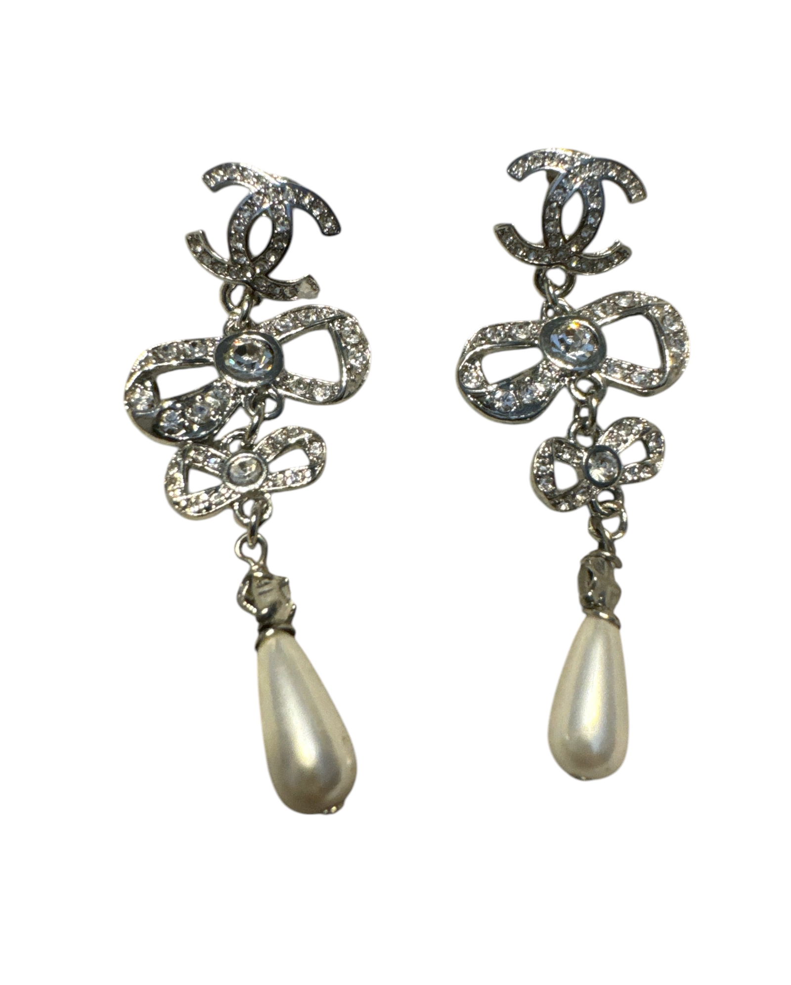 Chanel  CC Logo Pearl Earrings (1 of 3)