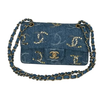New 23B CHANEL Medium Classic Double Flap Blue Denim Sequins CC PRINT Bag Gold
