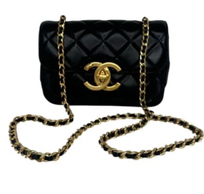 CHANEL Shiny Lambskin Quilted Mini Maxi CC Flap Black