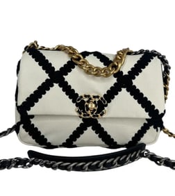 Calfskin Crochet Medium Chanel 19 Flap White Black