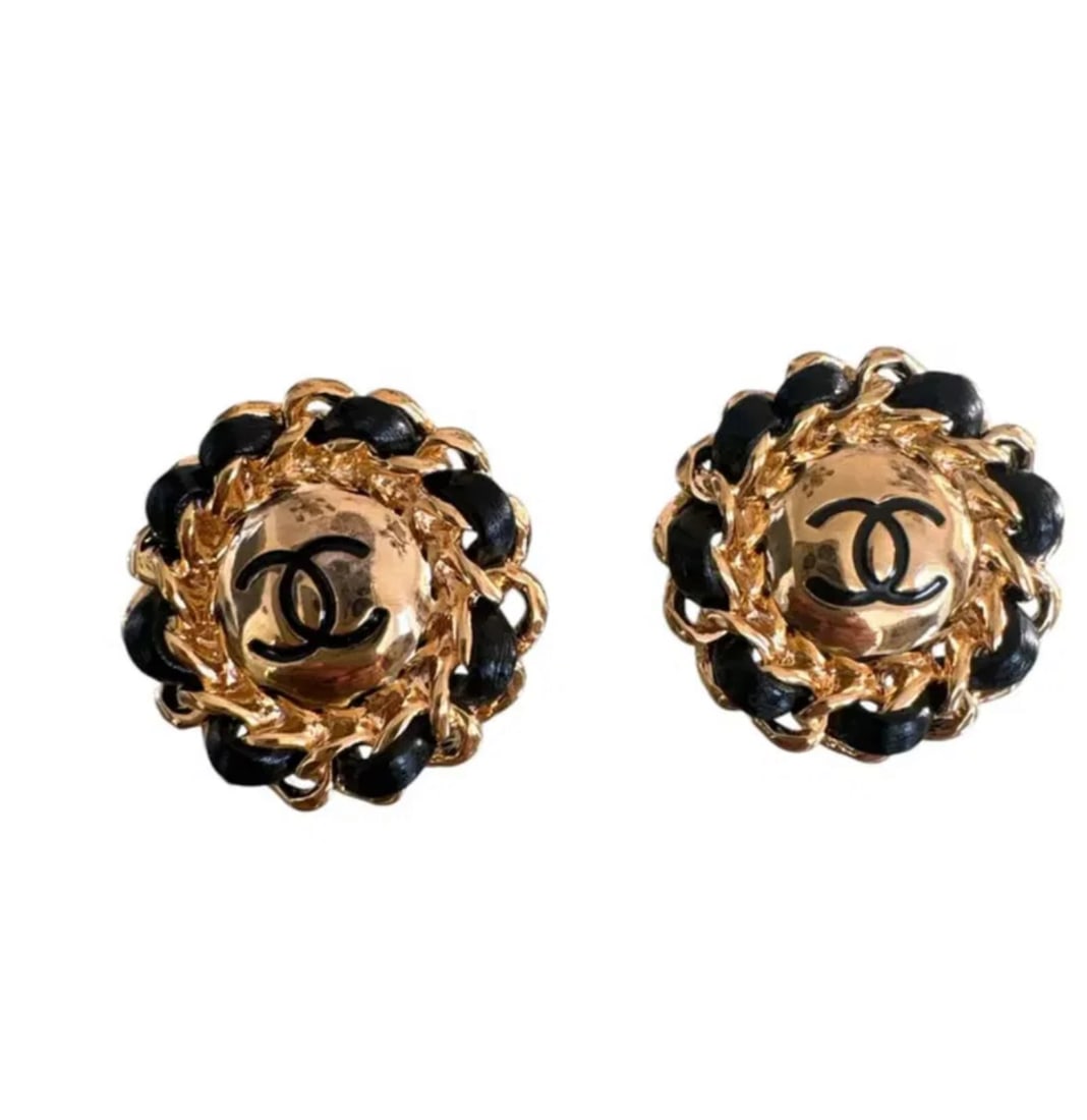 Chanel Coco Mark Earrings (1 of 2)