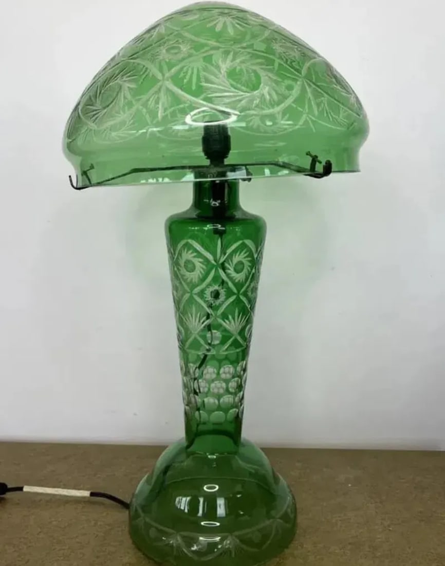 Green Mushroom Lamp