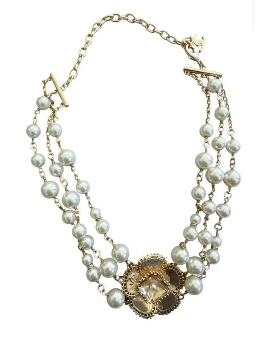 Chanel Faux Pearl Gold Metal Flower Necklace (1 of 2)