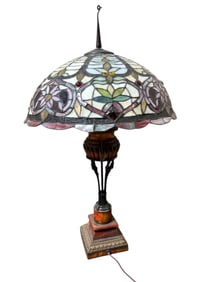 Tiffany Style Table Lamp