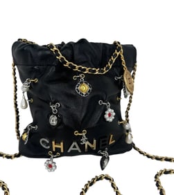 CHANEL 24A Black Bijoux Charms Mini 22 Bag Handbag Limited Edition Runway