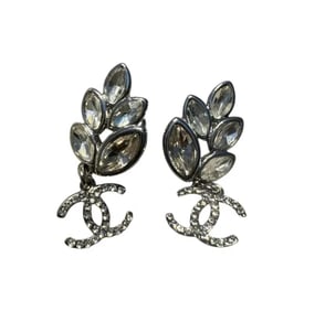 CHANEL CC Logo Crystal Earrings