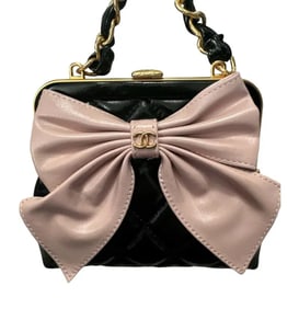 Chanel Mini Clutch with Bow Crossbody Bag Black Shiny Lambskin and Pink Patent Crumpled Lambskin Ant