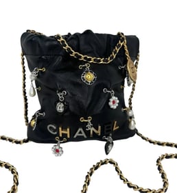 CHANEL 24A Black Bijoux Charms Mini 22 Bag Handbag Limited Edition Runway