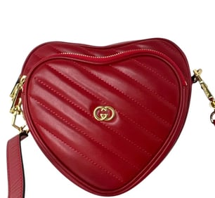 GUCCI HEART SHOULDER BAG