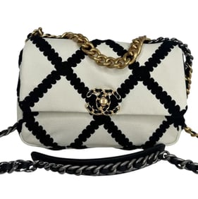 Calfskin Crochet Medium Chanel 19 Flap White Black