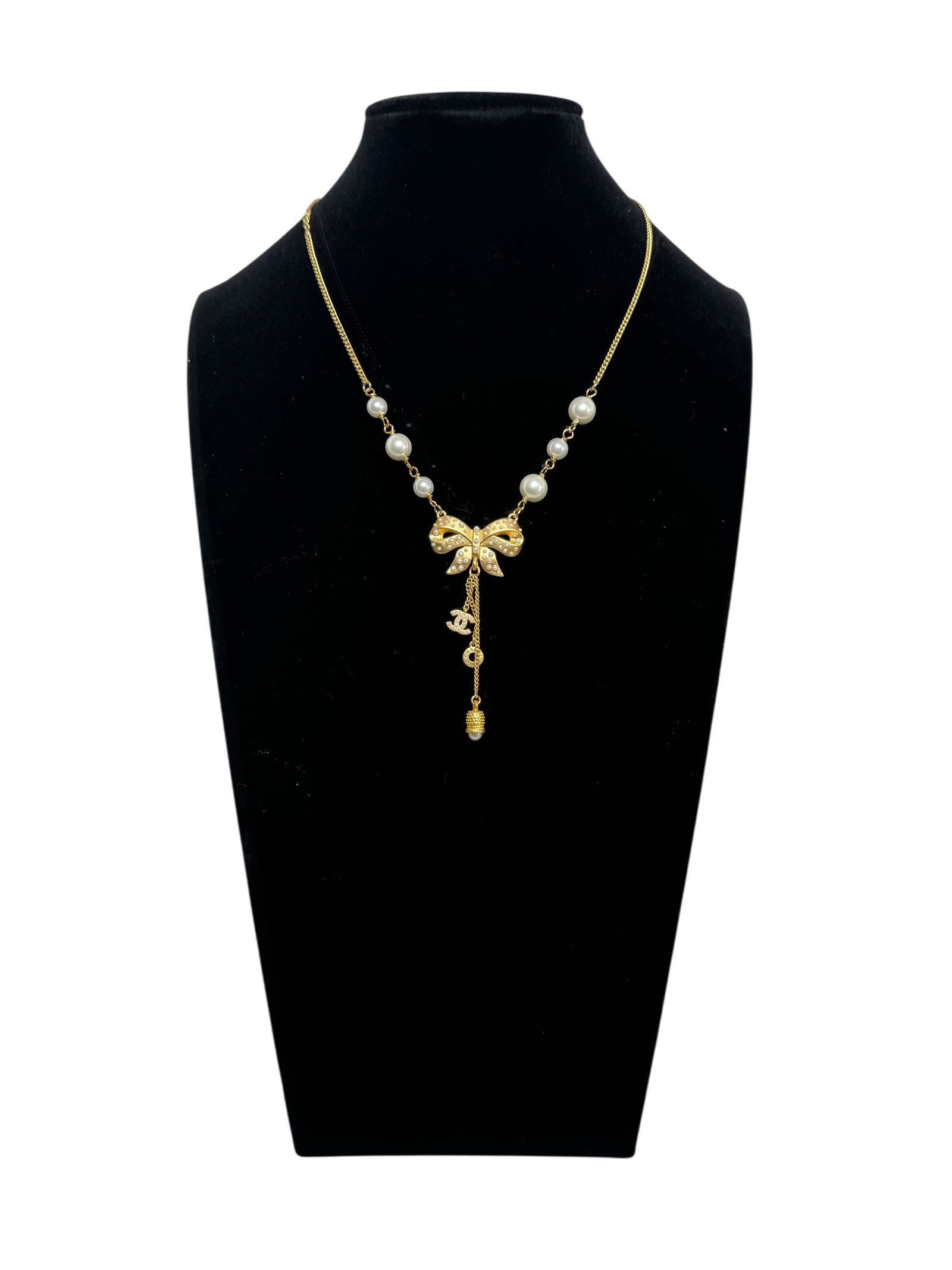 Chanel Gold Necklace (1 of 3)