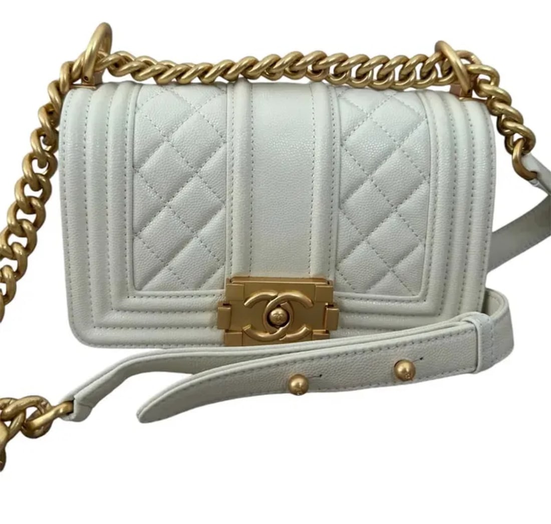 Chanel Boy White Leather Handbag (1 of 5)
