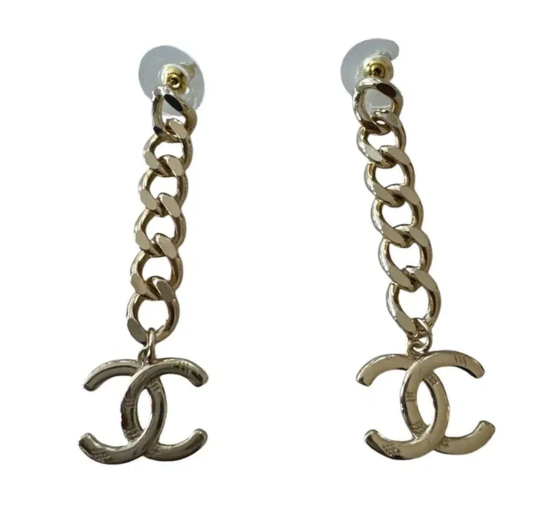 Chanel Metal Gold Earrings (1 of 2)
